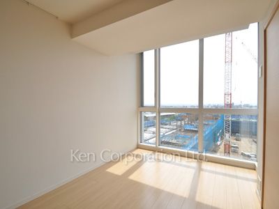 Bedroom ※Photo of the same layout on 7 floor. Decoration and fixture may differ.