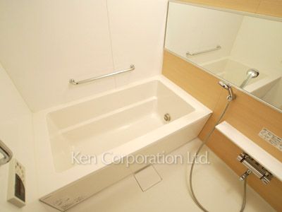Bath ※Photo of the same layout on 2 floor. Decoration and fixture may differ.