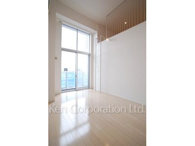 Bedroom ※Photo of the same layout on 14 floor. Decoration and fixture may differ.