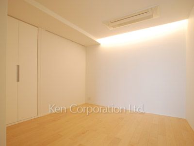Den ※Photo of the same layout on 28 floor. Decoration and fixture may differ.