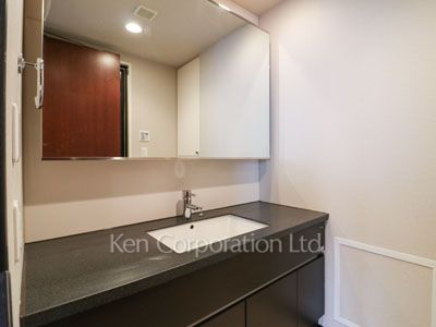 Powder Room