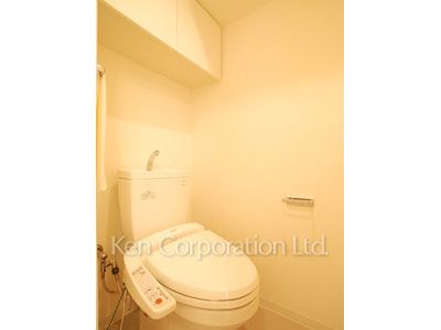 Lavatory ※Photo of the same layout on 7 floor. Decoration and fixture may differ.