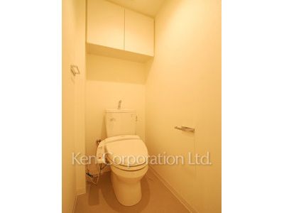 Lavatory ※Photo of the same layout on 7 floor. Decoration and fixture may differ.