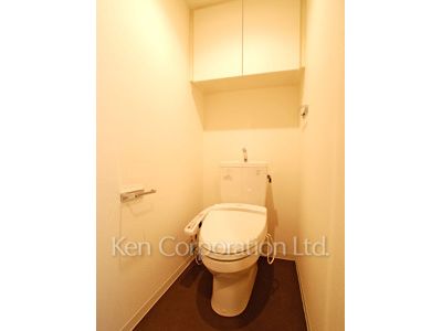 Lavatory ※Photo of the same layout on 12 floor. Decoration and fixture may differ.