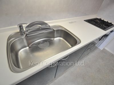 Kitchen ※Photo of the same layout on 3 floor. Decoration and fixture may differ.