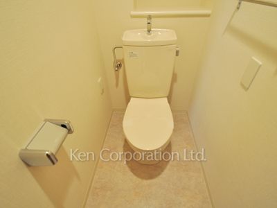Lavatory ※Photo of the same layout on 3 floor. Decoration and fixture may differ.
