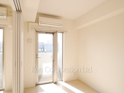 Other Room ※Photo of the same layout on 5 floor. Decoration and fixture may differ.