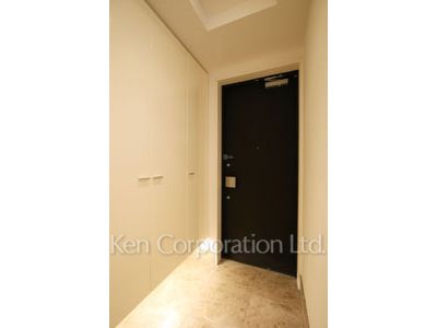 Entrance ※Photo of the same layout on 3 floor. Decoration and fixture may differ.
