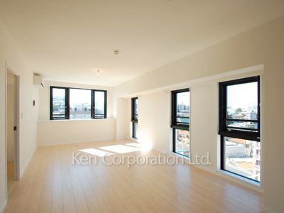 Living-Dining ※Photo of the same layout on 6 floor. Decoration and fixture may differ.