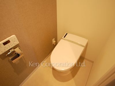 Lavatory ※Photo of the same layout on 6 floor. Decoration and fixture may differ.
