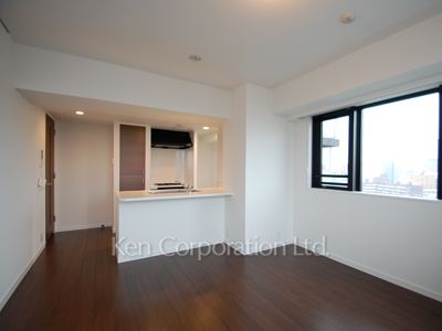 Living-Dining ※Photo of the same layout on 10 floor. Decoration and fixture may differ.