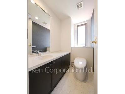 Lavatory