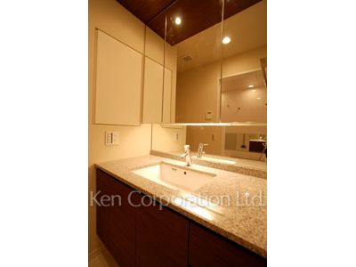 Powder Room