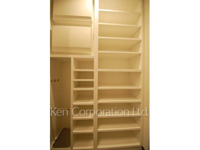 Closet ※Photo of the same layout on 14 floor. Decoration and fixture may differ.