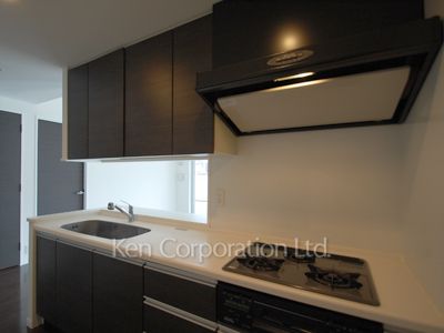 Kitchen ※Photo of the same layout on 1 floor. Decoration and fixture may differ.