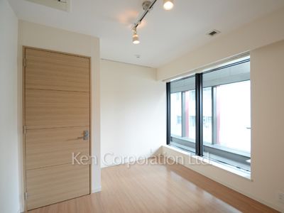Other Room ※Photo of the same layout on 5 floor. Decoration and fixture may differ.