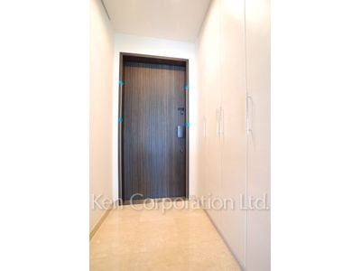 Entrance ※Photo of the same layout on 3 floor. Decoration and fixture may differ.