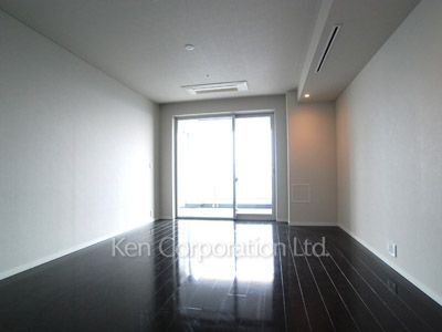 Bedroom ※Photo of the same layout on 18 floor. Decoration and fixture may differ.