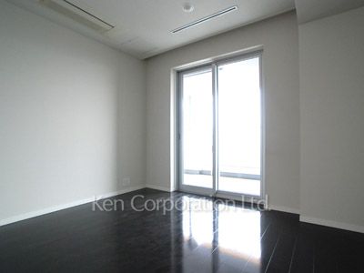 Other Room ※Photo of the same layout on 18 floor. Decoration and fixture may differ.