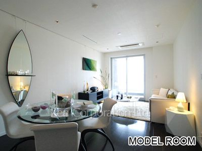 Living-Dining ※Photo of the same layout on 22 floor. Decoration and fixture may differ.