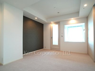 Bedroom ※Photo of the same layout on 28 floor. Decoration and fixture may differ.