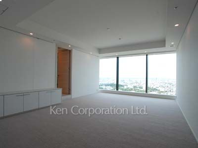 Bedroom ※Photo of the same layout on 33 floor. Decoration and fixture may differ.