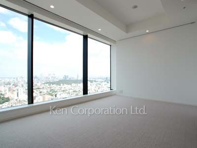 Other Room ※Photo of the same layout on 33 floor. Decoration and fixture may differ.