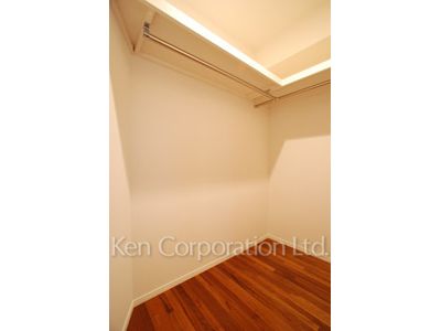 Walk-In Closet