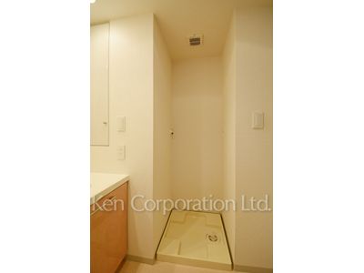 Washing Machine Space ※Photo of the same layout on 2 floor. Decoration and fixture may differ.