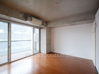 Living-Dining ※Photo of the same layout on 6 floor. Decoration and fixture may differ.