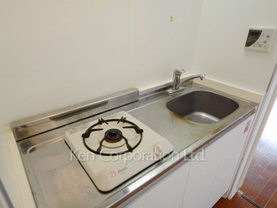 Kitchen ※Photo of the same layout on 6 floor. Decoration and fixture may differ.