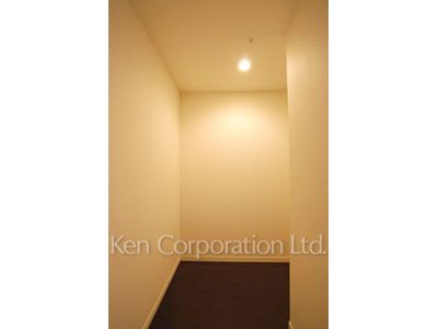 Storage ※Photo of the same layout on 5 floor. Decoration and fixture may differ.