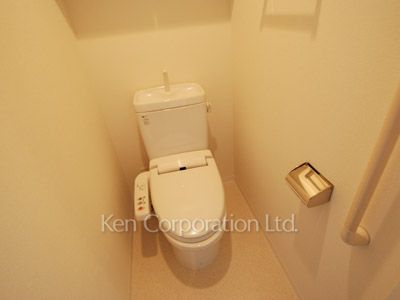 Lavatory ※Photo of the same layout on 5 floor. Decoration and fixture may differ.