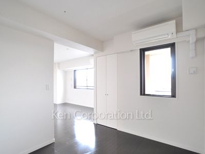 Other Room ※Photo of the same layout on 14 floor. Decoration and fixture may differ.