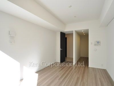 Living-Dining ※Photo of the same layout on 1 floor. Decoration and fixture may differ.