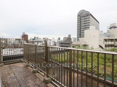 Roof Balcony