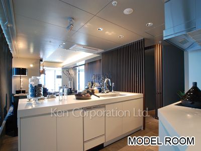 Kitchen ※Photo of the same layout on 10 floor. Decoration and fixture may differ.