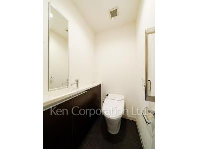 Lavatory