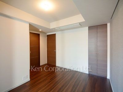Bedroom ※Photo of the same layout on 21 floor. Decoration and fixture may differ.