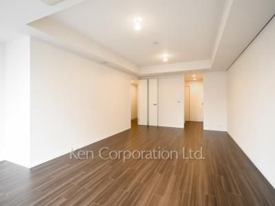 Living-Dining ※Photo of the same layout on 25 floor. Decoration and fixture may differ.