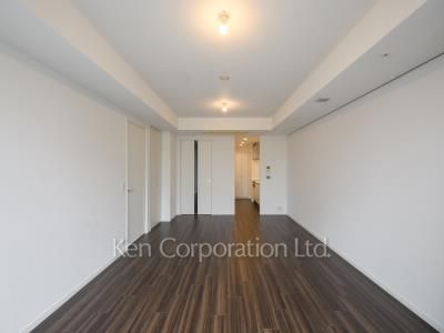 Living-Dining ※Photo of the same layout on 31 floor. Decoration and fixture may differ.