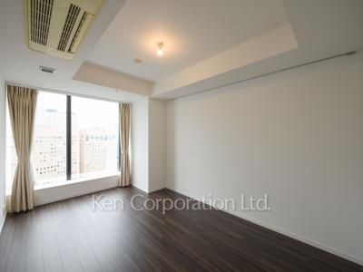 Bedroom ※Photo of the same layout on 31 floor. Decoration and fixture may differ.