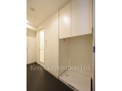 Washing Machine Space ※Photo of the same layout on 31 floor. Decoration and fixture may differ.