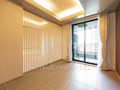 Bedroom ※Photo of the same layout on 9 floor. Decoration and fixture may differ.
