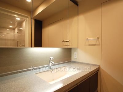 Powder Room