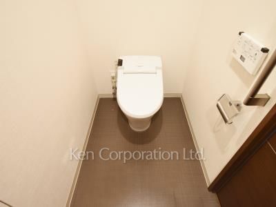 Lavatory ※Photo of the same layout on 33 floor. Decoration and fixture may differ.