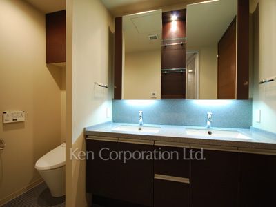 Powder Room