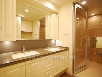 Powder Room
