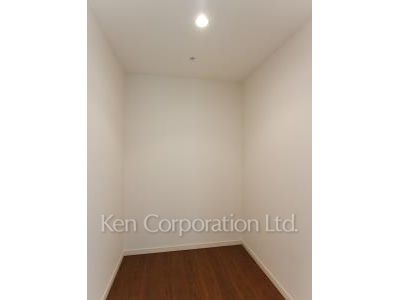 Storage ※Photo of the same layout on 40 floor. Decoration and fixture may differ.