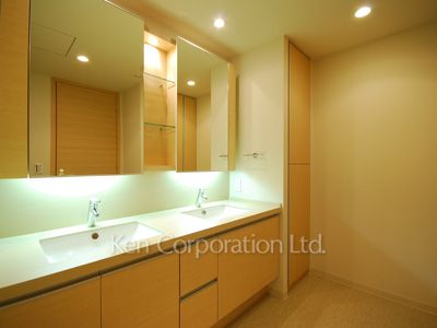 Powder Room